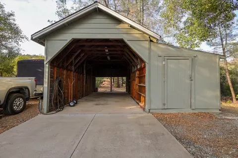 Exterior - 8149 Secluded Valley Dr, Redding, CA 96001 photo 15 of 19