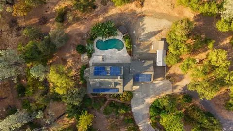 View/Area - 8149 Secluded Valley Dr, Redding, CA 96001 photo 4 of 7