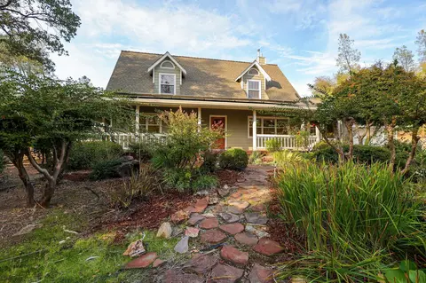 Exterior - 8149 Secluded Valley Dr, Redding, CA 96001 photo 12 of 19