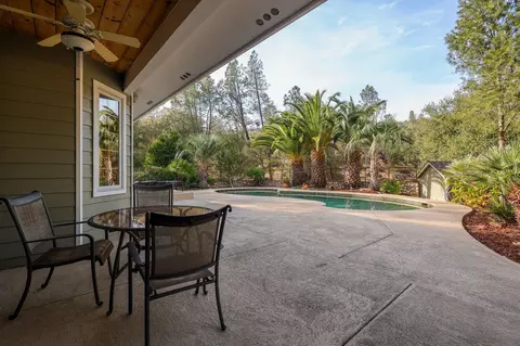 Exterior - 8149 Secluded Valley Dr, Redding, CA 96001 photo 4 of 19