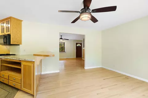 Living - 8149 Secluded Valley Dr, Redding, CA 96001 photo 8 of 10