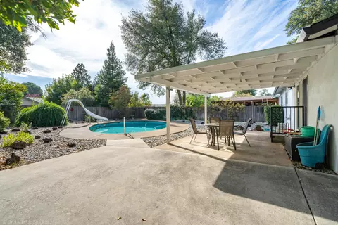 Exterior - 1189 De Moll Dr, Redding, CA 96002 photo 11 of 21