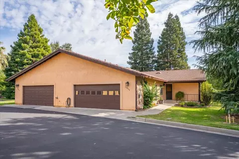 22044 Grove Cir, Red Bluff, CA 96080 photo 1