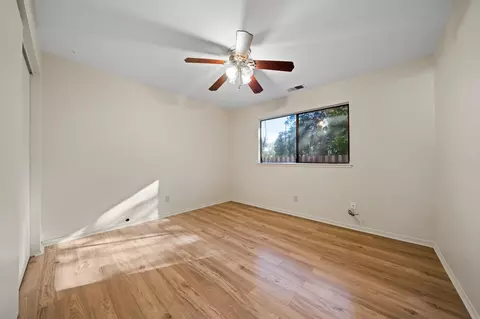 Bedroom - 3353 Cessna Dr, Redding, CA 96001 photo 3 of 6