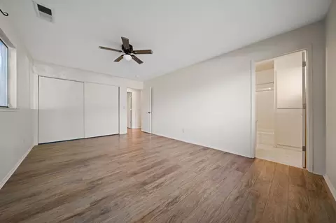 Bedroom - 3353 Cessna Dr, Redding, CA 96001 photo 2 of 6