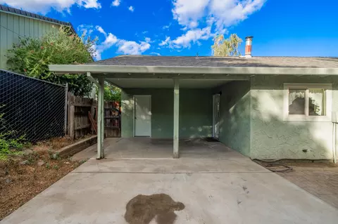 Exterior - 3353 Cessna Dr, Redding, CA 96001 photo 4 of 10