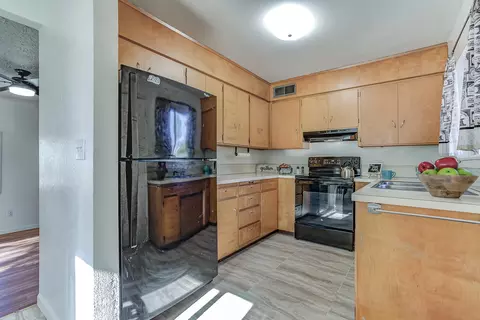 12847 Williamson Rd, Redding, CA 96003 photo 9