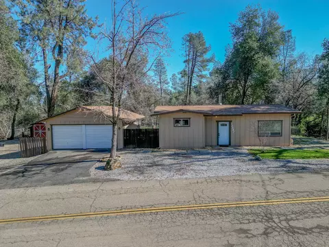 12847 Williamson Rd, Redding, CA 96003
