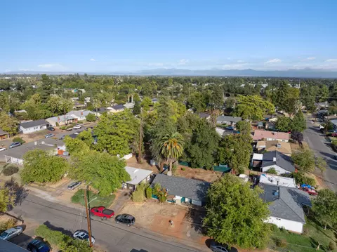 View/Area - 1109 A St, Redding, CA 96002 photo 5 of 6