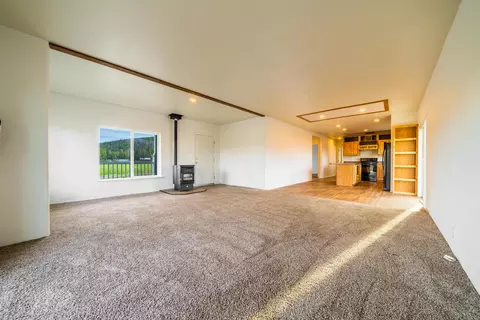 17758 Doty Rd, Hat Creek, CA 96040 photo 5