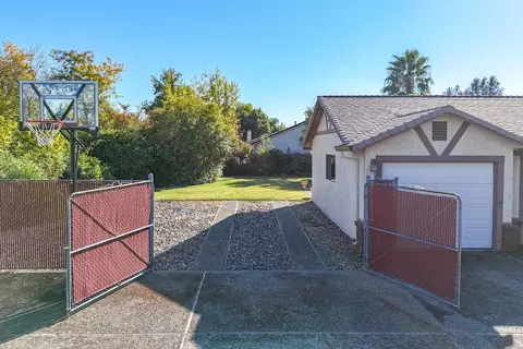 4323 Carlow Way, Redding, CA 96001 photo 6