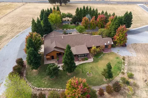 7125 Deschutes Rd, Anderson, CA 96007