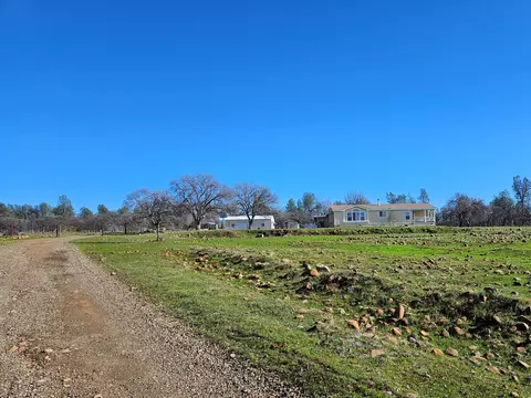 7255 Hyrax Rd, Anderson, CA 96007 photo 4