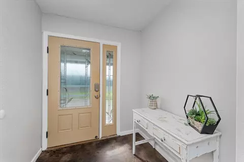 Entry Way - 2860 Wilson Ave, Redding, CA 96002 photo 1 of 1