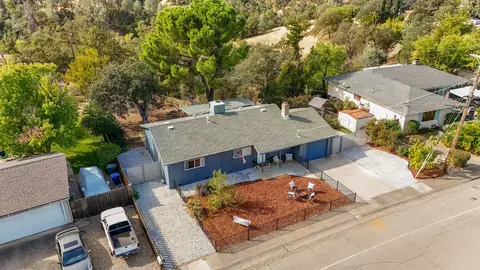 View/Area - 2515 Starlight Blvd, Redding, CA 96001 photo 1 of 11
