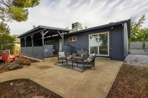 Exterior - 2515 Starlight Blvd, Redding, CA 96001 photo 2 of 21