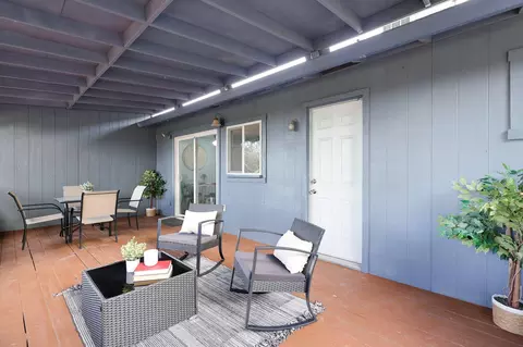 Exterior - 2515 Starlight Blvd, Redding, CA 96001 photo 1 of 21