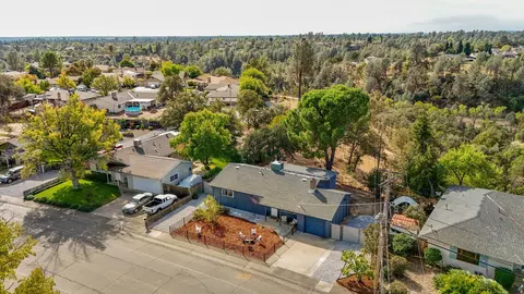 View/Area - 2515 Starlight Blvd, Redding, CA 96001 photo 3 of 11
