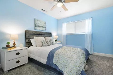 Bedroom - 2515 Starlight Blvd, Redding, CA 96001 photo 2 of 8