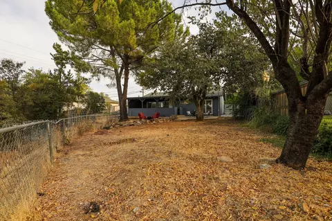 Exterior - 2515 Starlight Blvd, Redding, CA 96001 photo 16 of 21