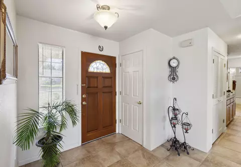 Entry Way - 3762 Rushmore Dr, Redding, CA 96001 photo 2 of 2