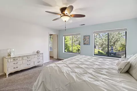Bedroom - 3762 Rushmore Dr, Redding, CA 96001 photo 4 of 8