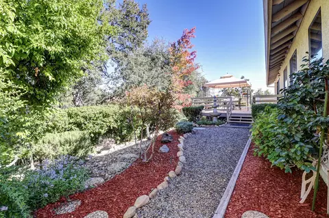 Exterior - 3762 Rushmore Dr, Redding, CA 96001 photo 21 of 21