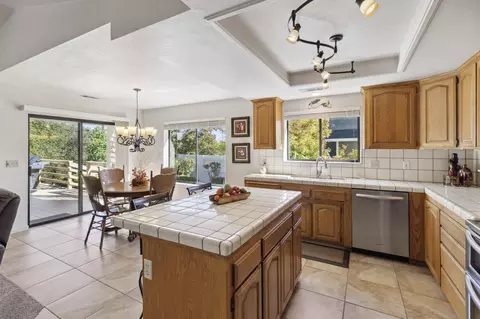 Kitchen - 3762 Rushmore Dr, Redding, CA 96001 photo 2 of 4