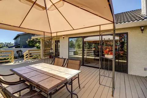 Exterior - 3762 Rushmore Dr, Redding, CA 96001 photo 14 of 21