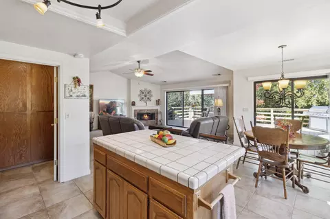 Kitchen - 3762 Rushmore Dr, Redding, CA 96001 photo 4 of 4