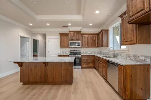 Kitchen - 271 Mill Valley Pkwy, Redding, CA 96003 photo 1 of 3