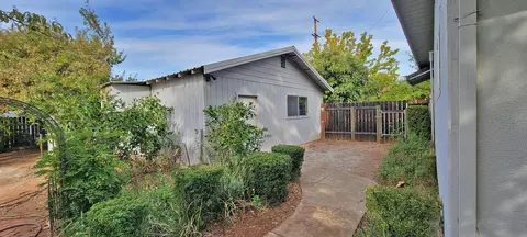 545 Loma Vista Dr, Redding, CA 96002 photo 30
