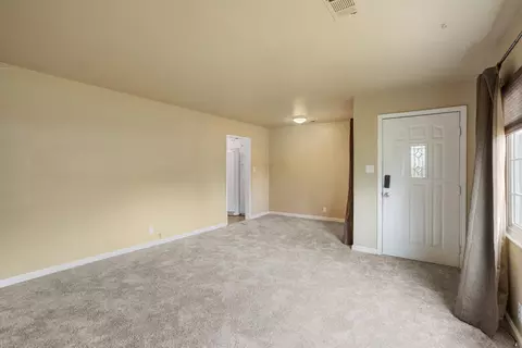 1115 5th St, Redding, CA 96002 photo 5