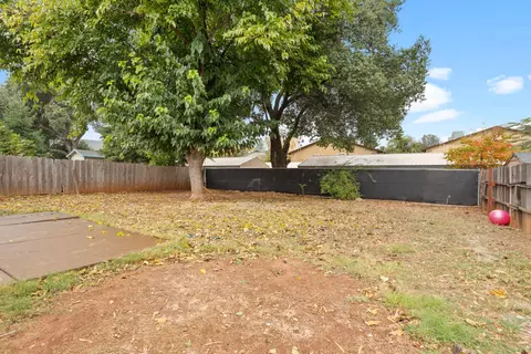 1115 5th St, Redding, CA 96002 photo 19