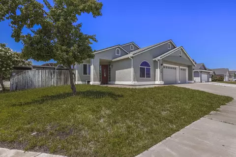 Exterior - 610 Haley Ln, Red Bluff, CA 96080 photo 5 of 14
