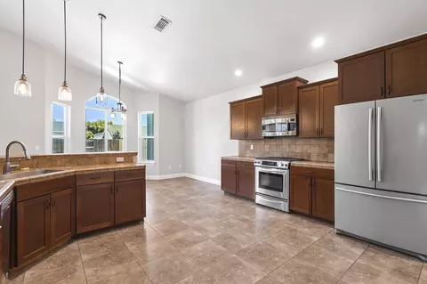 Kitchen - 610 Haley Ln, Red Bluff, CA 96080 photo 2 of 2