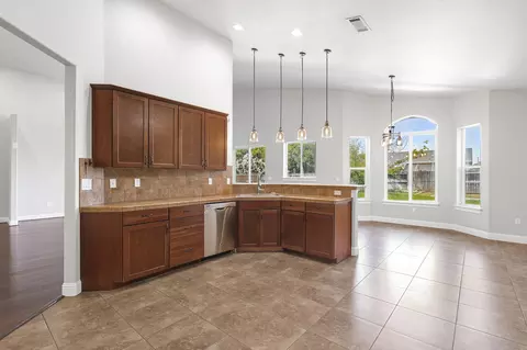 Kitchen - 610 Haley Ln, Red Bluff, CA 96080 photo 1 of 2