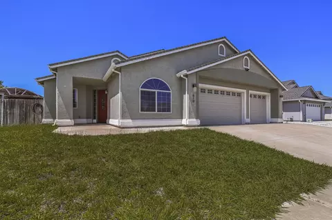 Exterior - 610 Haley Ln, Red Bluff, CA 96080 photo 2 of 14