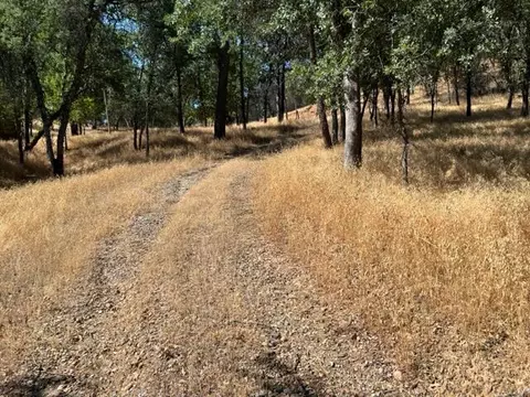 13942 Glory Bound Ln, Redding, CA 96003