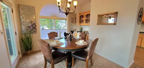 765 Oakhurst Trl, Redding, CA 96003 photo 4
