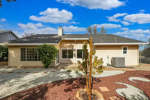 2011 Yahi Ln, Redding, CA 96002 photo 20