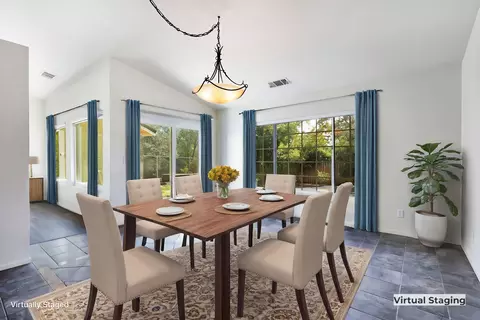 2011 Yahi Ln, Redding, CA 96002 photo 7