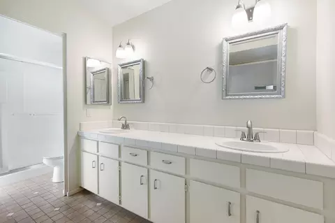 2011 Yahi Ln, Redding, CA 96002 photo 12