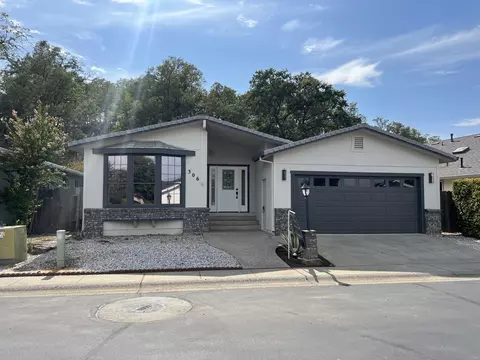 306 Mammoth Path, Redding, CA 96003