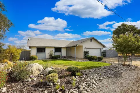 22266 Rosewood Pl, Cottonwood, CA 96022