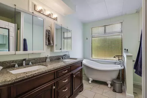 20475 Chloe Ct, Redding, CA 96003 photo 21