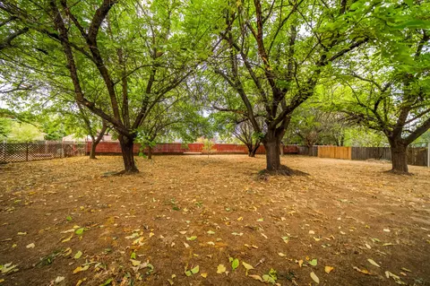 4938 Bidwell Rd, Redding, CA 96001 photo 24