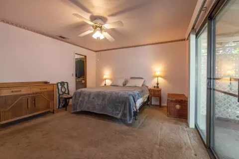 Bedroom - 1005 Belcrest Dr, Redding, CA 96003 photo 1 of 3