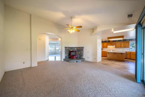 Living - 3687 Eagle Pkwy, Redding, CA 96001 photo 3 of 5