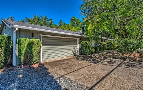 3120 Alta Mesa Dr, Redding, CA 96002 photo 4